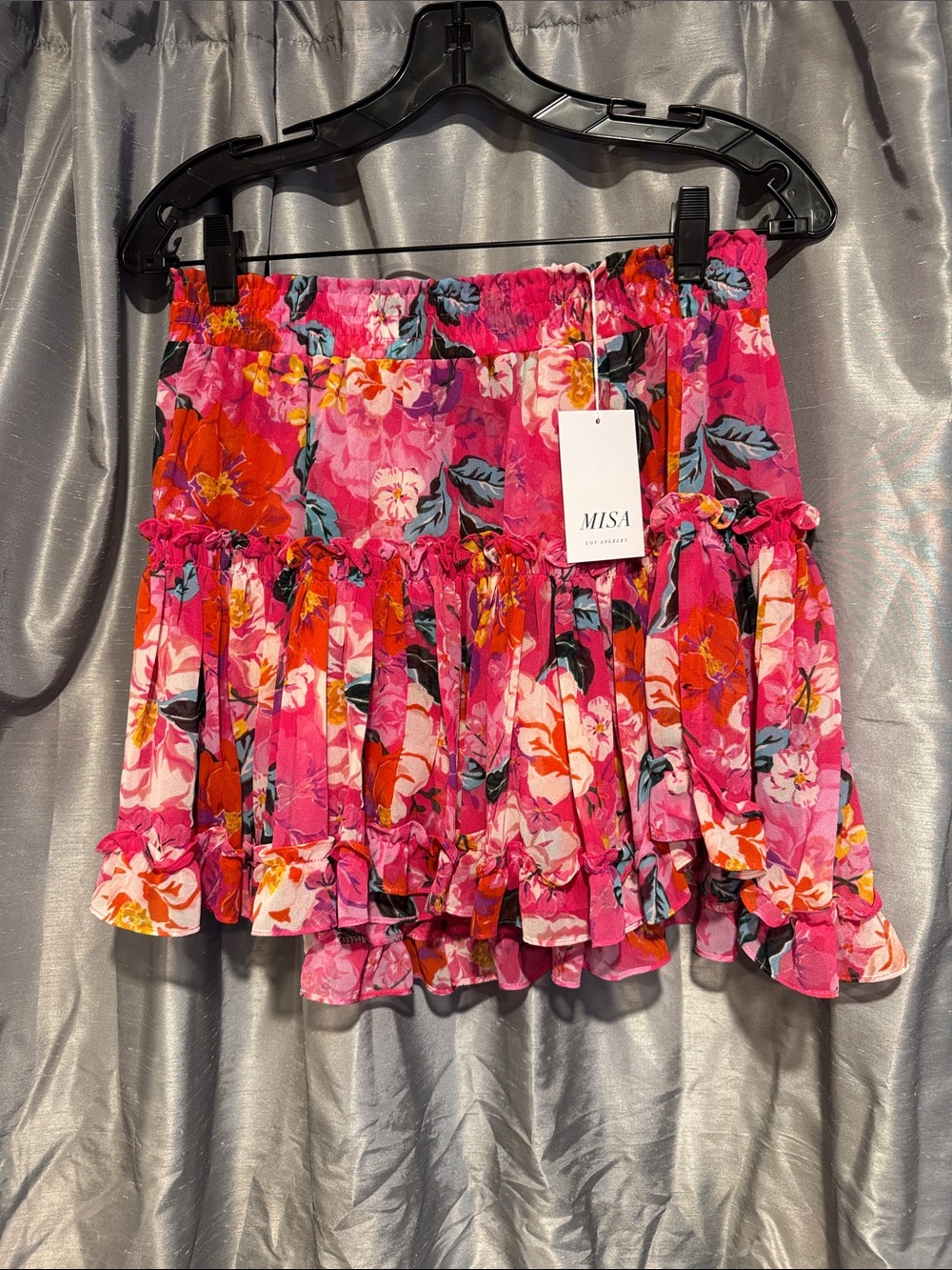 MISA Floral Ruffle Tiered Mini Skirt - Pink Print size Medium NWT